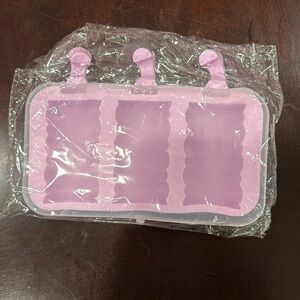Brand new silicone ice tray for popsicle making!